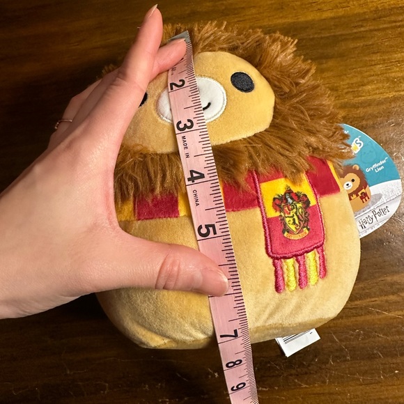Squishmallows Harry Potter 6.5” Gryffindor Lion NWT - Picture 5 of 6